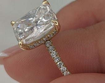 4.20 Carat Cushion Diamond Engagement Ring: 14K Yellow Gold Pave Halo