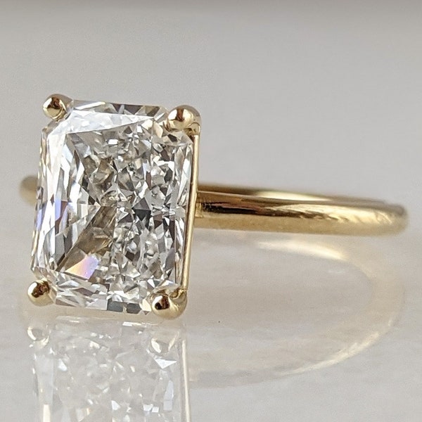 2.5 Carat Radiant Diamond Engagement Ring, 14K Yellow Gold Solitaire Ring