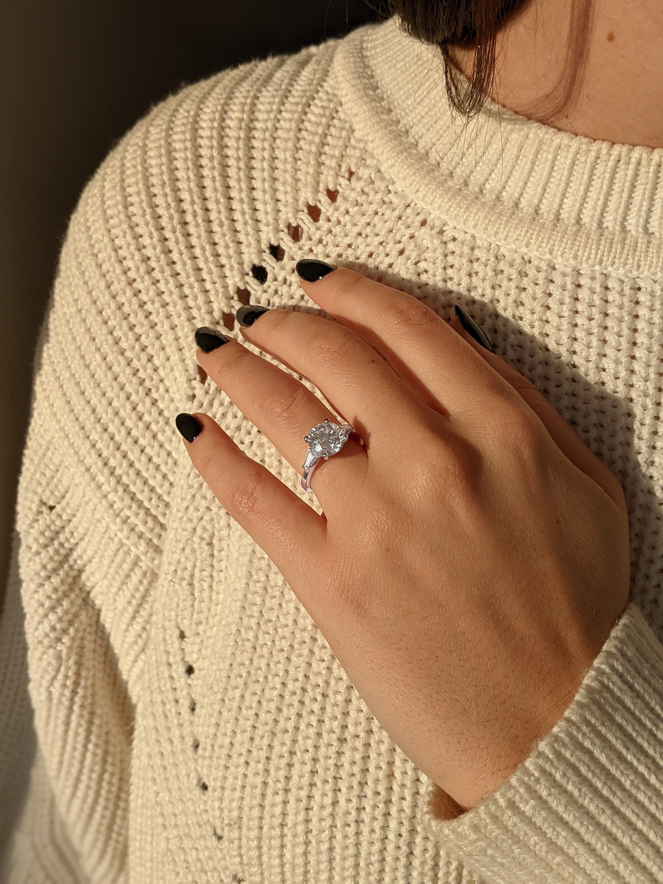 3.70 Carat Round Brilliant Diamond Engagement Ring, 14K 3.70 Carat Round Brilliant Diamond Engagement Ring, 14K