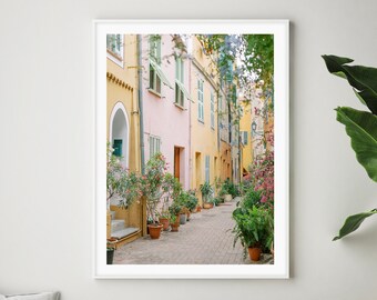 Colorida calle Riviera francesa Fotografía Impresión / Villefranche-sur-Mer, Francia / Cartel de viaje / Arte de la pared de la Costa Azul / Decoración mediterránea