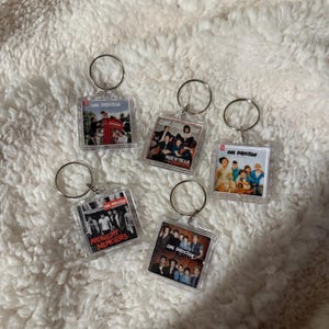 1D ONEDIRECTION グッズ アルバム キーホルダー ポスター - メルカリ