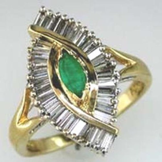 Estate .90Ct Diamond  AAA Emerald 14Kt Yellow Gold