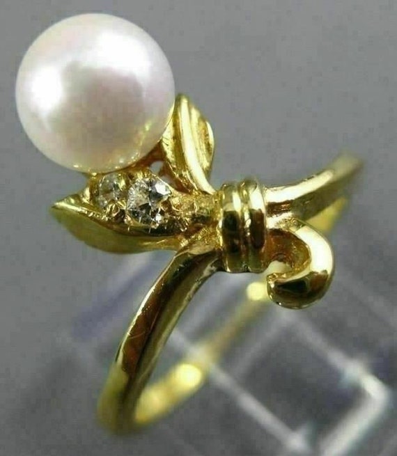 Estate Wide .05Ct Diamond & Aaa South Sea Pearl 14