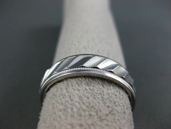 Estate Wide 14kt Solid White Gold Ridge Design Me… - image 9