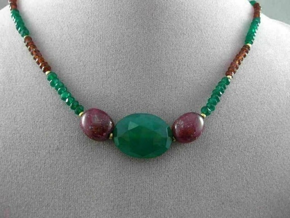 Antique Large Green Onyx and Garnet 14Kt Yellow G… - image 2