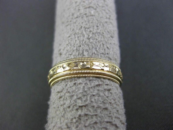 Antique 14Kt Yellow Gold Hand Edge Filigree Weddi… - image 9