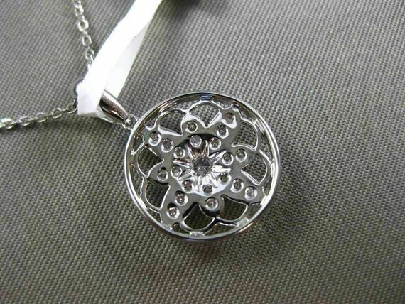 Estate .28Ct Diamond 18K White Gold 3D Flower Fil… - image 6