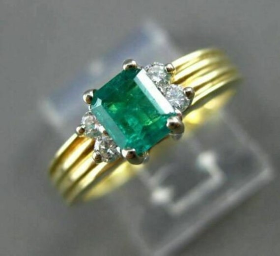 Estate .62Ct Diamond and Aaa Emerald 14Kt White an