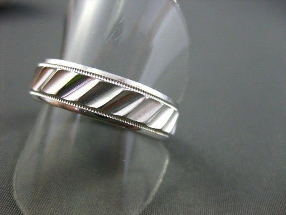 Estate Wide 14kt Solid White Gold Ridge Design Me… - image 3