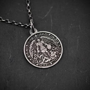 Zilveren aartsengel Sint-Michiel herenketting, handgemaakte religieuze sieraden, beschermingsamulethanger, christelijk cadeau