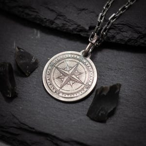 Silver Compass Travel Necklace – Adventure Pendant for Men, Symbolic Jewelry Gift for Explorers and Travelers