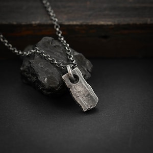 Rustikale Herren Silber Schutz Anhänger Halskette, Einzigartige Herren Geschenk, Handgemachter Silber Schmuck, Geschenk für Ihn, Freund Geschenk, Husbant Geschenk