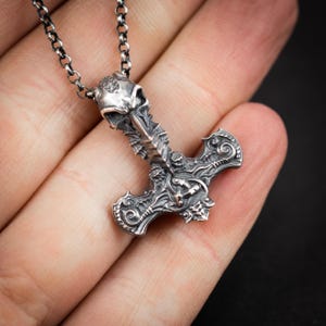 War Hammer Viking Mjölnir Raven skull  pendant, Thor&#39;s hammer mens necklace, Viking jewelry, Norse jewelry, unique men gift, Norse mythology