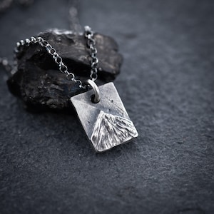 Silver Mens Mountain Necklace, Wanderlust Hiking Adventure necklace, Travel Gifts, Mens pendant necklace, Handmade Nature jewelry