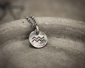 Waterman sterrenbeeld zilveren rustieke astrologie hanger ketting, horoscoop ketting, gepersonaliseerde sieraden, handgemaakte sterrenbeeld sieraden