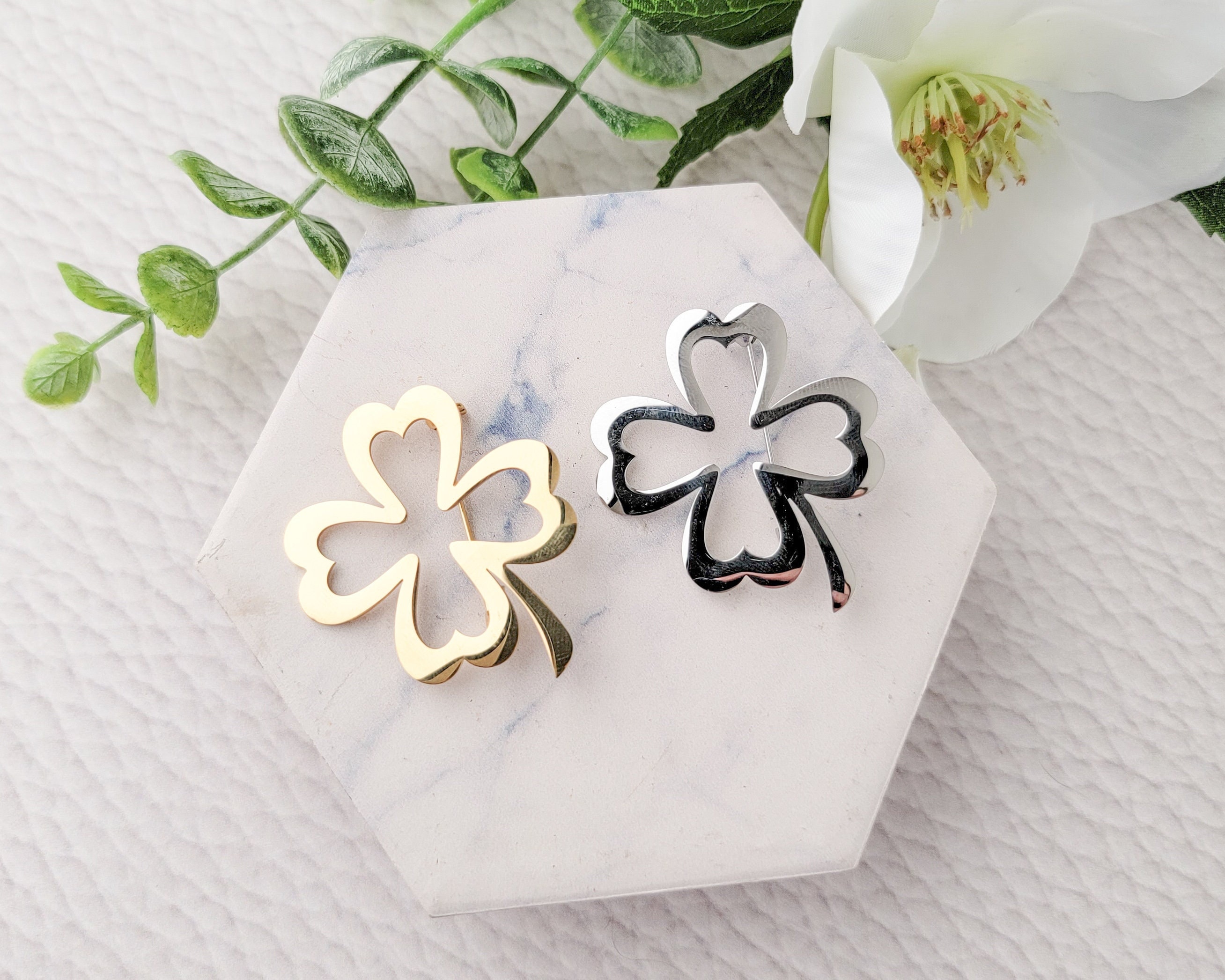 Four Leaf Clover Pin choose Gold or Silver Cordelia Styled Etsy Norway