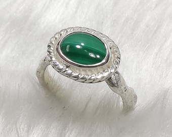 Textured and recycled ring in handmade malachite 950 silver