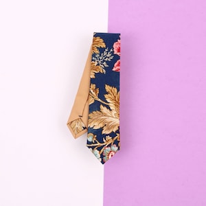 Florale Krawatte, Krawatten, hausgemachte, Herrenbekleidung, Krawatte, Krawatten, Groomsmen, Hochzeiten, 2020 Krawatten - Floral Collection