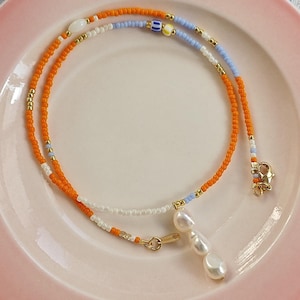 Orange seed bead pearl pendant necklace, bead and pearl choker, boho chic necklace, summer layer necklace, gift idea for her