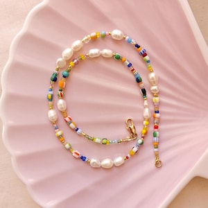 Collier de perles mélangées, tour de cou avec perles colorées, collier de perles multicolores, bijoux ambiance surf de plage, cadeau pour elle/amie