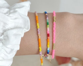 Colorful seed bead bracelet, minimalist summer beach jewelry, bohemian vibes, hot pink / orange / rainbow beaded stackable bracelet set