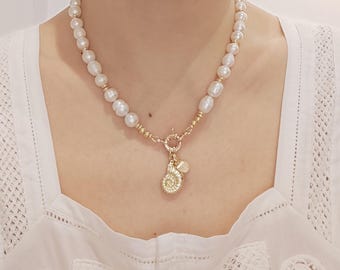 Large baroque pearl necklace, gold conch shell charm necklace, handmade pearl jewelry, statement necklace, gold bead pearl choker, gift idea