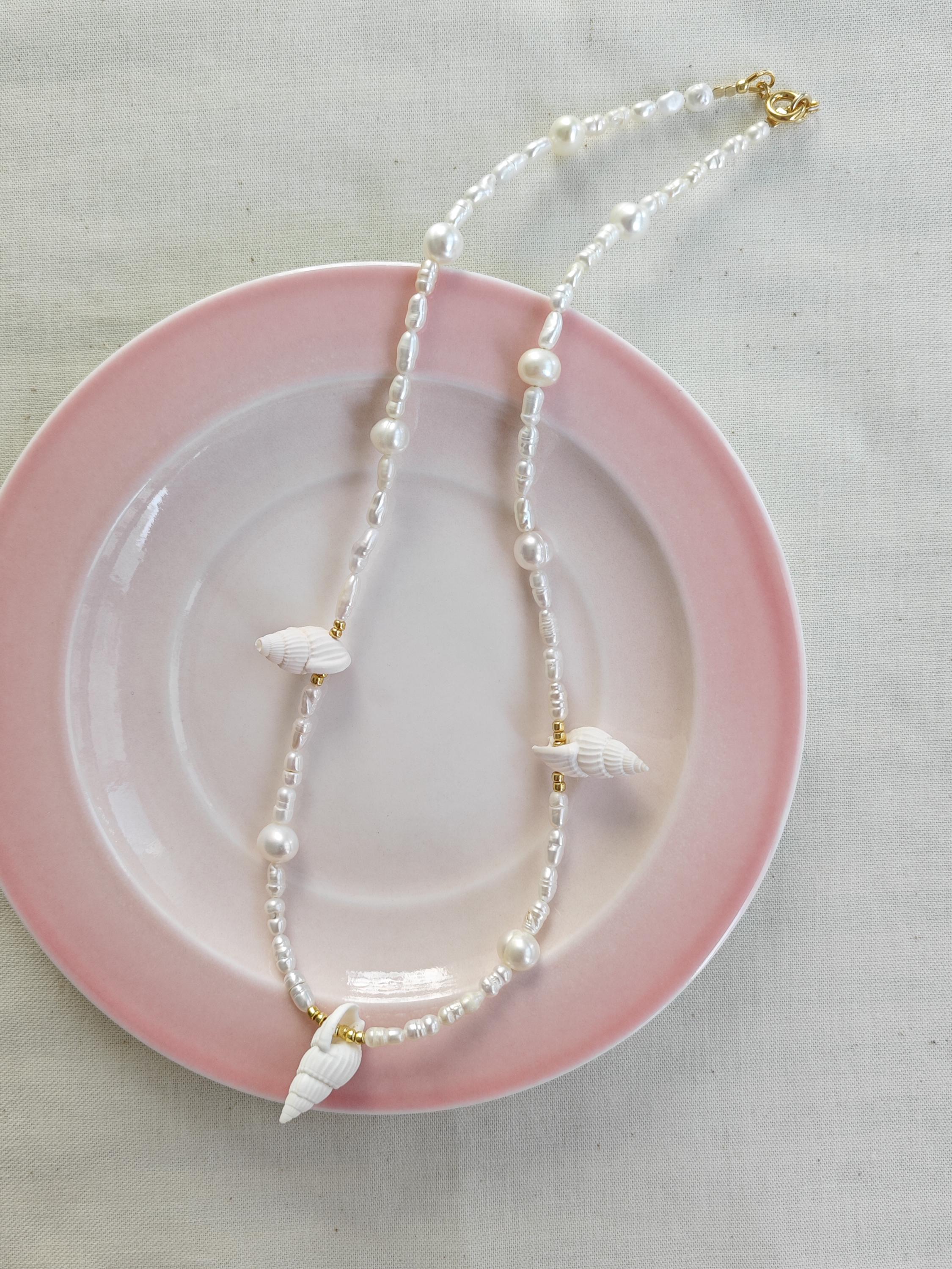 Mixed Pearl Necklace With Shell Charm, White Seashell Pearl Necklace ...