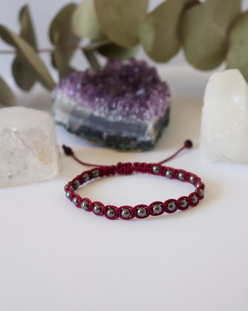 handmade cadeau gift artesanal hecho a mano Hematita bracelet chakra jewelry Pulseras de macram\u00e9 y piedras naturales regalo boho