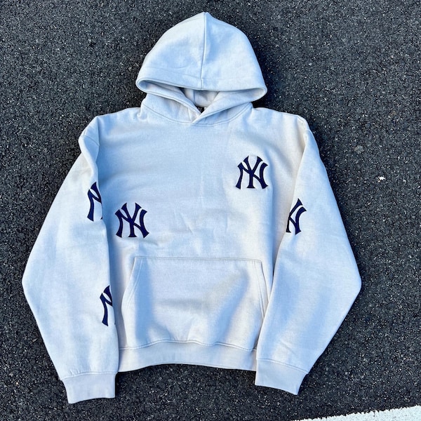 Sweat à capuche brodé New York coupe boxy