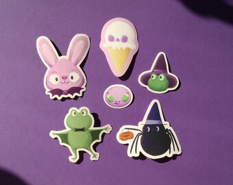 Halloween Sticker Surprise Bag, Surprise Bag with Halloween Stickers, Sticker Set with 6 Stickers: Frog, Spider, Alien, Vampire, Skull