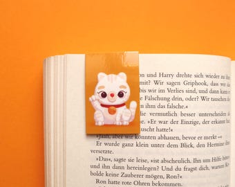 Magnetic Cat Bookmark, White Cat Illustration, Magnetic Cat Bookmark, Cute Book Accessory, Gift for Cat Lovers