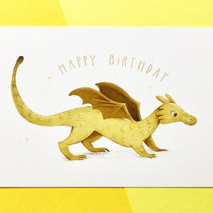 Happy Birthday Karte mit Drachen Illustration, Süße Grußkarte mit gelbem Drache, Geburtstags Postkarte