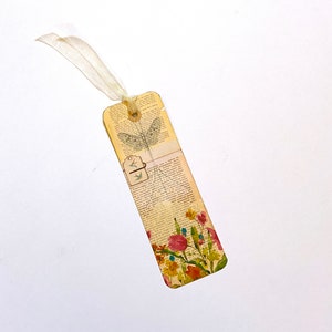 Bookmark | Vintage Style Bookmark | Floral Bookmark | Readers Gift | Gardening Gift | Handmade Bookmark | Affordable Gift | Bird Bookmark
