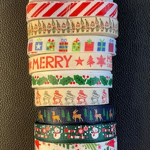 NASTRO DI NATALE!   Nastro da 3/8", 5 iarde, 9 stili, nastro in stoffa e gros grain, ottimo per regali/decorazioni ed è un regalo dannatamente buono!