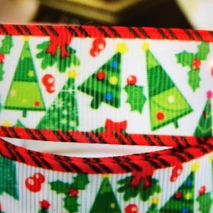 ¡La cinta de los ÁRBOLES DE NAVIDAD!  Cinta de grosgrain de 1”, elija 2/3 yardas. Bonitos arbolitos, oh árbol de Navidad, ¡y es un excelente regalo!