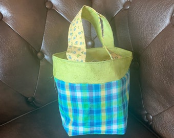 Drawstring lunchbox