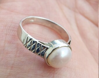 Sterling Silver Pearl Ring: Handmade Gemstone Statement Jewelry