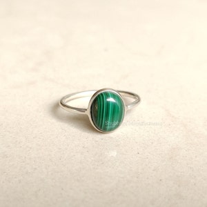 Malachite Ring, 925 Sterling Silver Ring, Malachite Silver Jewelry, Oval Shape Ring, Stackable Gemstone Ring, Handmade Gift for Her,