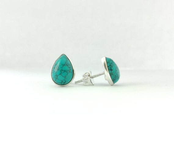 Sterling Silver Round Turquoise Stud Earrings by Cornish - Joan The Wad