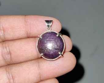 Pingente de Rubi Estrela Natural, Joia em Prata de Lei 925, Cabochão de Rubi Estrela, Joia com Rubi Estrela, Pingente de Gema Vermelha, Pingente de Pedra Natalícia