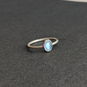 Rainbow Moonstone Ring, 925 Sterling Silver Ring, Handmade Gemstone Ring, Birthstone Jewelry, Tiny Minimalist Ring, Dainty Ring for Her