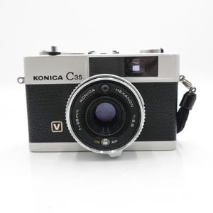 Konica c35 compact 35mm film camera - fully working