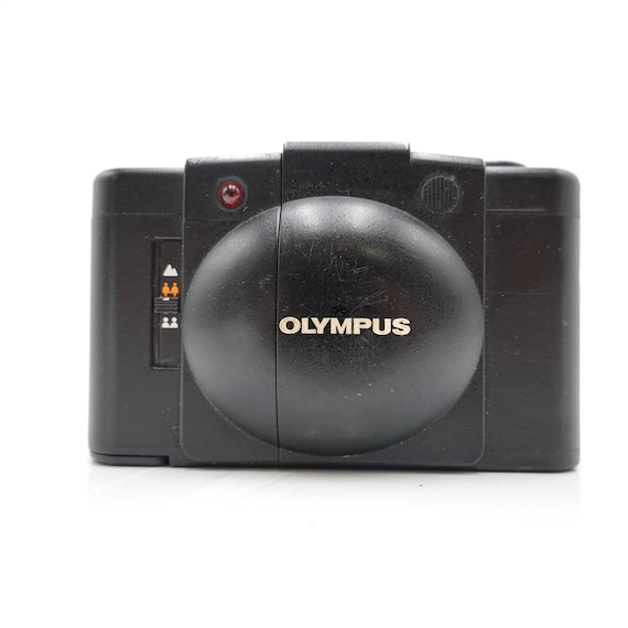 フィルムカメラ Olympus XA2 Point & Shoot Film Camera Olympus XA2 Point & Shoot Film Camera Review » Shoot It With