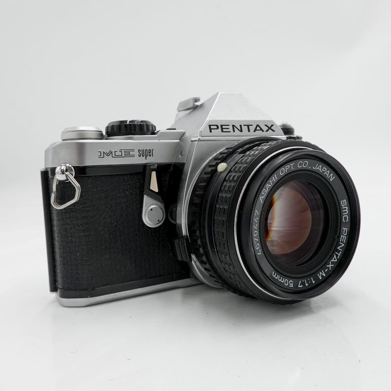Pentax me super 35mm film slr camera & 50mm f/1.7 lens - fully working image 1
