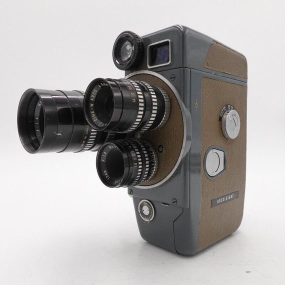アルコ エイト ダブル 8 mm シネフィルム カメラ - トリプル