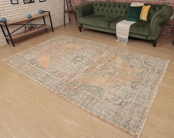 Turkish Vintage Area Rug, 5'5" X 8'11" orange beige red bedroom carpet  D92N7383