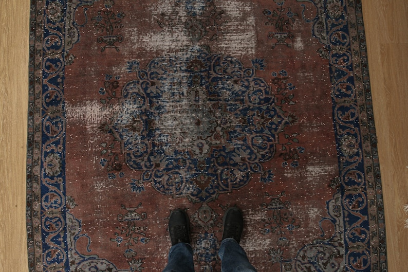 7x9 70's vintage rug, handmade rug, bedroom rug, 6'7 X 9'2 retro red rug, D64N4872 image 1