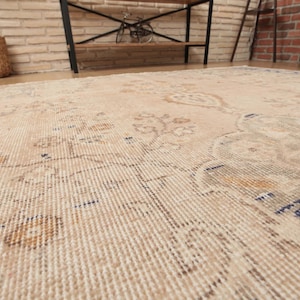 7x9 vintage bedroom rug, TUrkish bed plan rug, 7&#39;1&quot; X 9&#39;1&quot; retro dining room  rug  , D107N7570