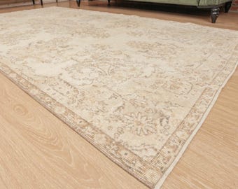 faded Turkish living room rug, 5'7" X 9'5" bedroom carpet , D62N5471