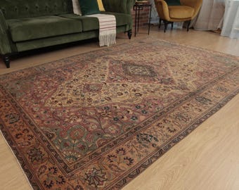 oriental  wool bed plan rug, Turkish handmade carpet in 6'3" X 9'8" from 70's  for living room , D110N8358